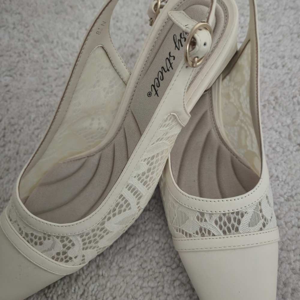 Easy Street Cream Lace Slingback Heels
